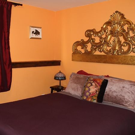 Redlight Historic Bunk Hotel And Speakeasy Траки Экстерьер фото